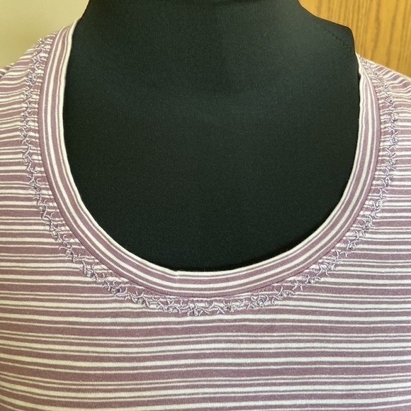 APOSTROPHE stretch striped cap sleeve top Purple and White Medium - Picture 2 of 7